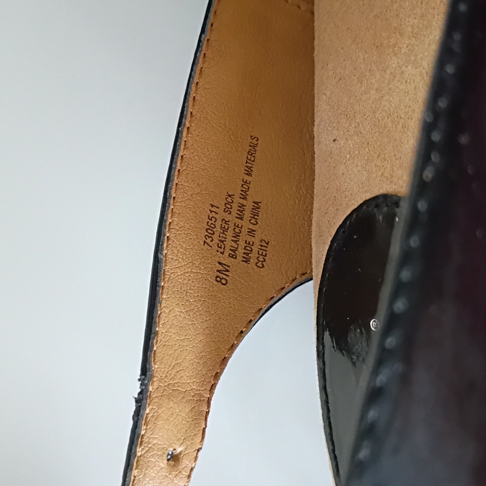 Softspots Pillowtop Technology Sandals black patent leather with Slingback Strap - Picture 6 of 6